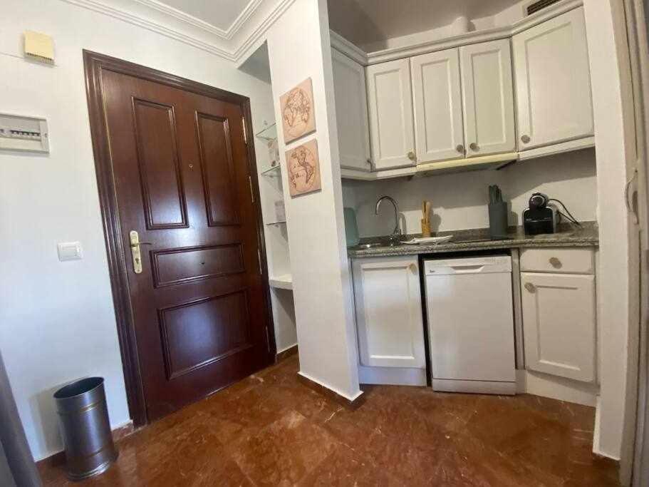 Apartamento Con Vistas Al Rio Севиля Екстериор снимка