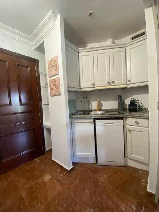 Apartamento Con Vistas Al Rio Севиля Екстериор снимка